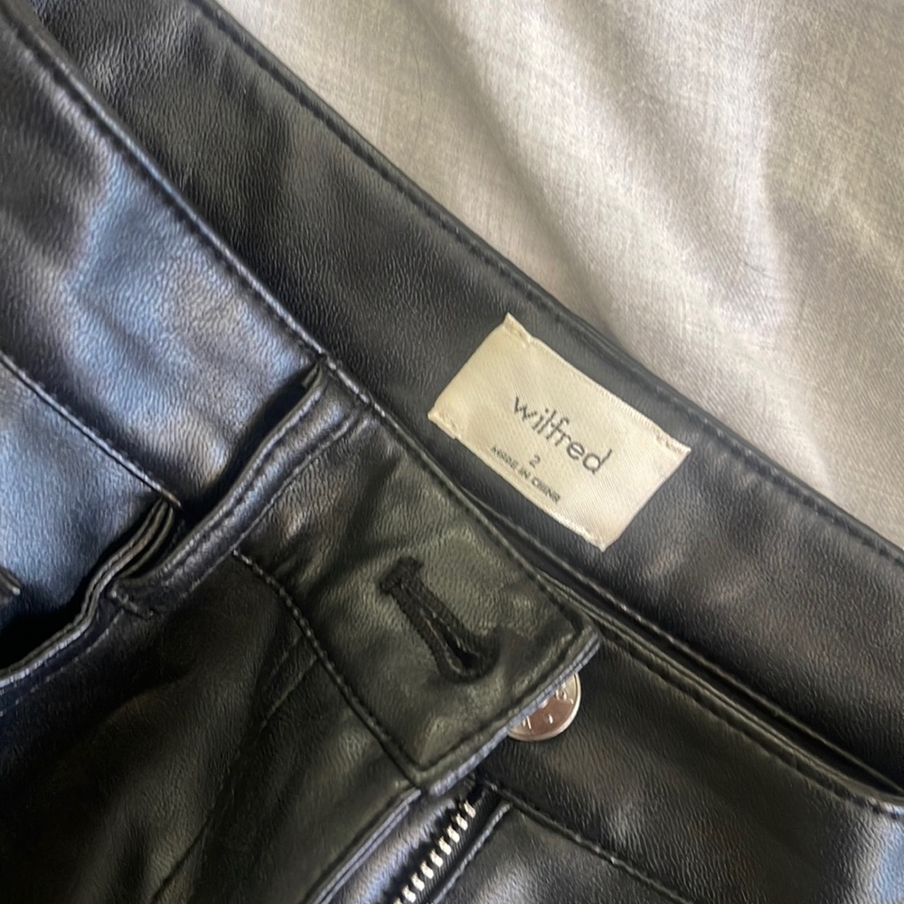 Straight leg vegan leather ARITZIA pants